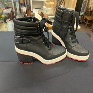 Mix No 6 Platform Boot size 6 1/2